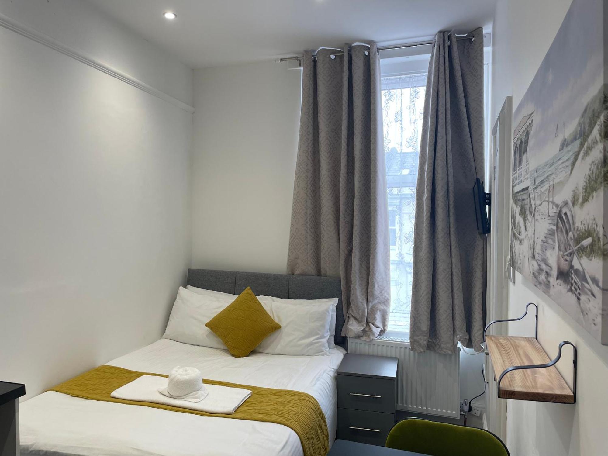 Station House Plymouth Hotel Room photo
